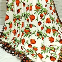 رومیزی یلدایی اندازه ۱/۵در ۱/۵ جنس مخمل پورشه .|پرده، رانر، رومیزی|سنندج, |دیوار