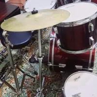 آلات موسیقی|درام و پرکاشن|بندر گز, |دیوار