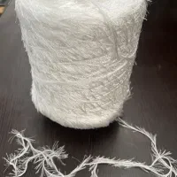 نخ سفید یوموش و اپبپکدار