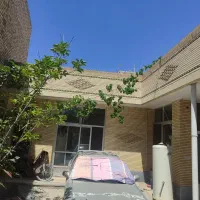 منزل مسکونی یک طبقه زرین شهر