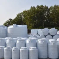 مخزن آب و مخازن پلی اتیلن تانکر آب وبشکه دارم