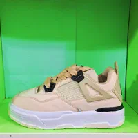 جردن فور|کیف، کفش، کمربند|اردبیل, |دیوار