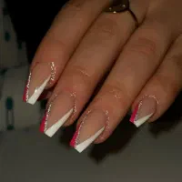 خدمات تخصصی کاشت ناخن با کلی تخفیف|خدمات آرایشگری و زیبایی|زنجان, |دیوار