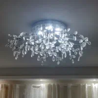 لوستر سقفی با کریستال‌های فرانسه