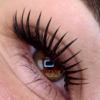 اکستنشن مژه و لیفت  ابرو و مژه