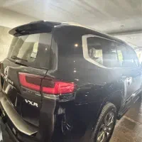 تویوتا لندکروز vxr چهار درب ۶ سیلندر