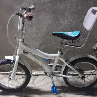 دوچرخه سایز ۱۶ سالم وتمیز توافقی هرچند قیمتش هست