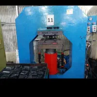 دو دستگاه پرس لاستیک سازی