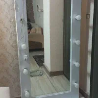 اینه قدی چراغ دار