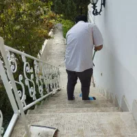 نظافت راه پله شستشو و گردگیری مشاعات