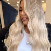 خدمات زیبایی تخصصی در سالن