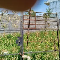 دروازه آهنی ۳ متری زیبا و سنگین و یک دروازه ۲ نیم|مصالح و تجهیزات ساختمان|لنگرود, |دیوار