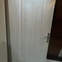 درب اتاق و درب سرویس