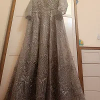 پیراهن مجلسی سایز ۴۸ به سایز ۵۰هم می خوره