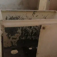 یه کابینت ریرباری یازیرسینگ، یک درش نیست