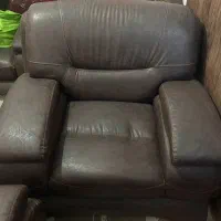 مبل ۷ نفره چرم. بدون میز عسلی  در حد نو|مبلمان خانگی و میز عسلی|شاهرود, |دیوار