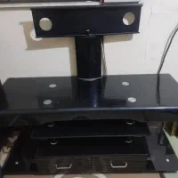 میزتلوزیون پایه دار