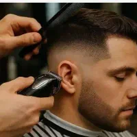 اصلاح موی مردانه نزدیک در حرم