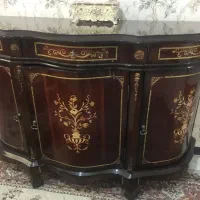 کنسول و آیینه