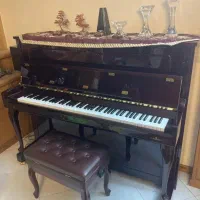 پیانو اشتنبرگ GS-123