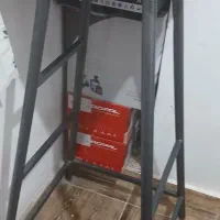 چهارپایه فلزی