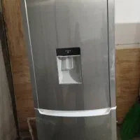 یک عدد یخچال وفریزر ، یک عدد فریزر