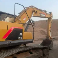 بیل مکانیکی ۲۲۰ (نصر)