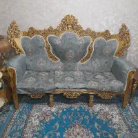 مبل ۷ نفره و همراه با جلو مبلی و چهار عسلی