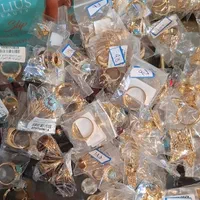 بدلیجات و زیورآلات|بدلیجات|نیشابور, شهید بهشتی|دیوار