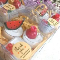 شمع های یلدایی تک و عمده پذیرفته میشود