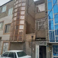 فروش-منزل-مسکونی-دو-طبقه-و-نیم