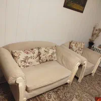 مبل هفت نفره|مبلمان خانگی و میز عسلی|کاشان, باغ فین|دیوار