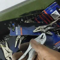 انبرقفلی کوچک آلمانی اصلی|ابزارآلات|اصفهان, لاله|دیوار