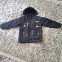 یک کاپشن نو و یک هودی