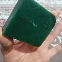 سنگ قیمتی یشم نفریت