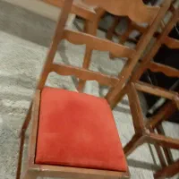 ۶عدد صندلی چوبی  سالم و محکم