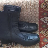 نیم بوت