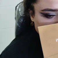 خدمات میکاپ و شنیون