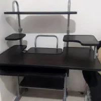 میز کامپیوتر