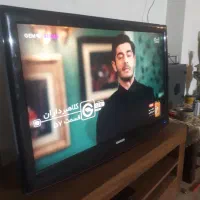 تلویزیون ۴۰ اینچ اسنوا و ۳۲ اینچ شارپ
