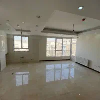 ۱۳۶متر۳ خواب نوساز ۳طرف نور و ۱ مستر(مهندس زارع)