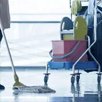 ارائه خدمات نظافت اماکن مانند کارگاه هاوصنوف و..
