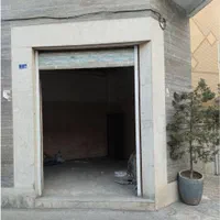 مغازه 28 متری / بر اصلی خوش/ بسیار پر تردد