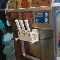 دستگاه بستنی قیفی