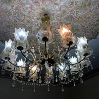 لوستر|لوستر و چراغ آویز|اصفهان, بهارستان|دیوار