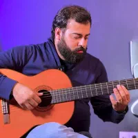 کلاس گیتار  / آموزش گیتار / کلاس موسیقی / گیتار