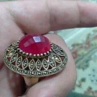 انگشتر نقره با نگین یاقوت ابکاری طلا