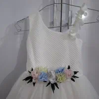 لباس عروس و کفش بچه گانه