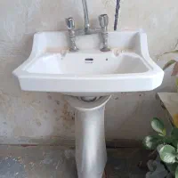 روشویی با شیرآب
