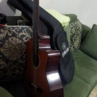 گیتار|گیتار، بیس، امپلیفایر|رشت, منظریه|دیوار